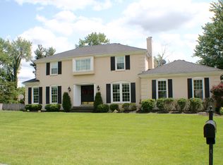 7016 Green Spring Dr, Green Spring, KY 40241