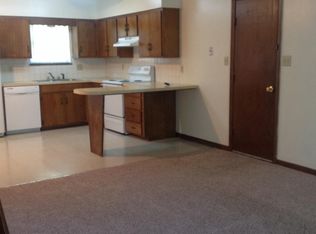 553 Ohio St, Leavenworth, KS 66048