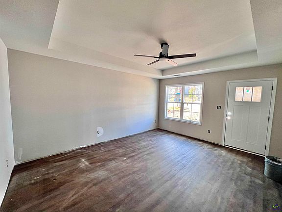 3rd image of 105 Ridge Pointe Ct