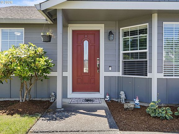 4th image of 613 NW 18th St