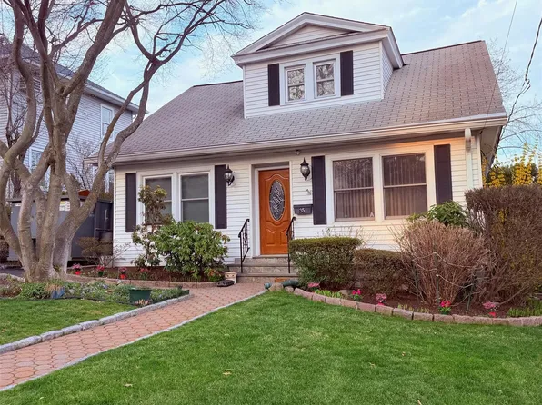 35 Chase Avenue, White Plains, NY 10606