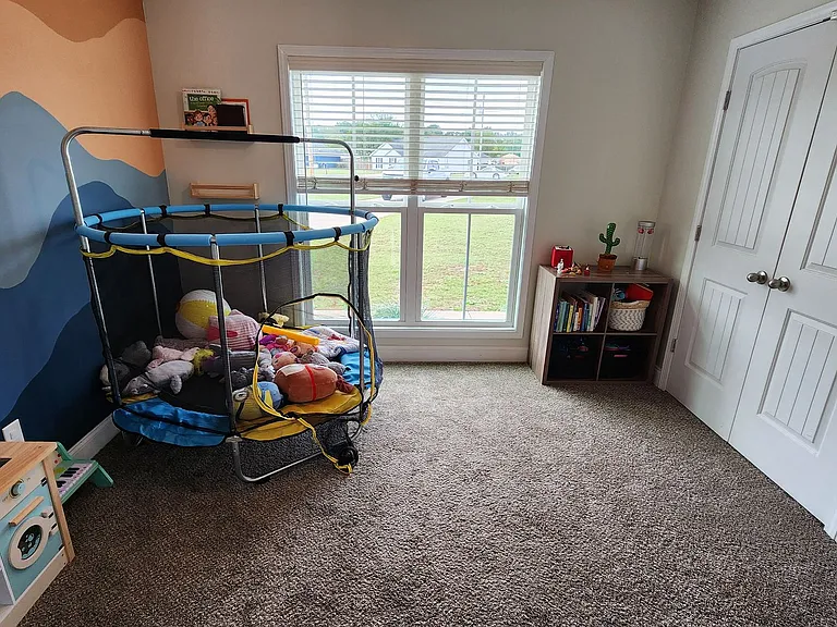 48 Wheatfield Dr — Photo 19