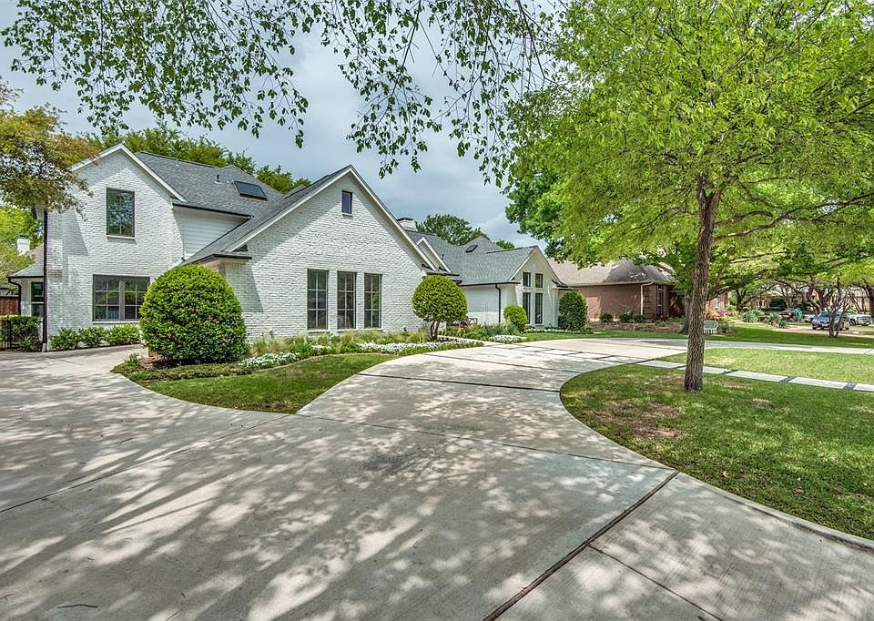 1st image of 3553 Golfing Green Dr
