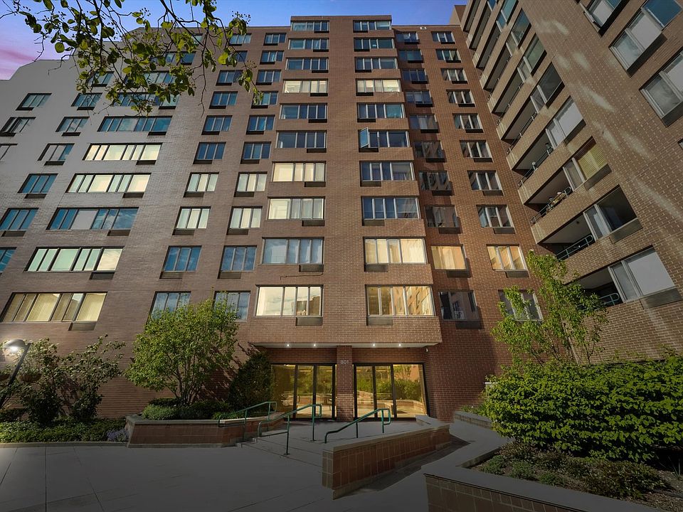 1st image of 801 S Plymouth Ct APT 403