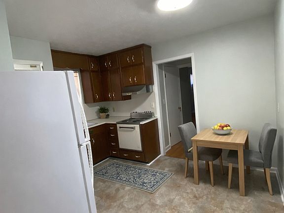 5th image of 3119 Saint Johns Ave