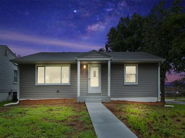 10639 Saint Henry Ln, Saint Ann, MO 63074