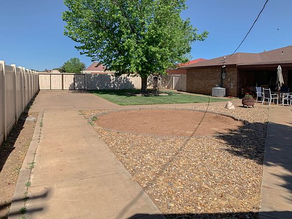4th image of 1101 Parkland Dr