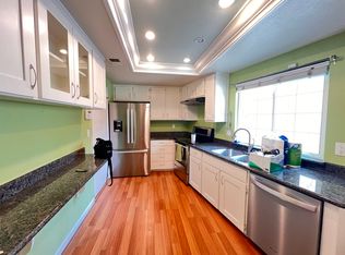 1215 Capri Dr, Campbell, CA 95008