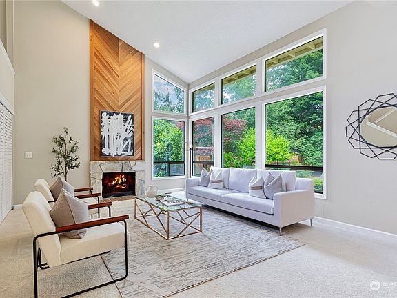 5th image of 21626 NE 16th St