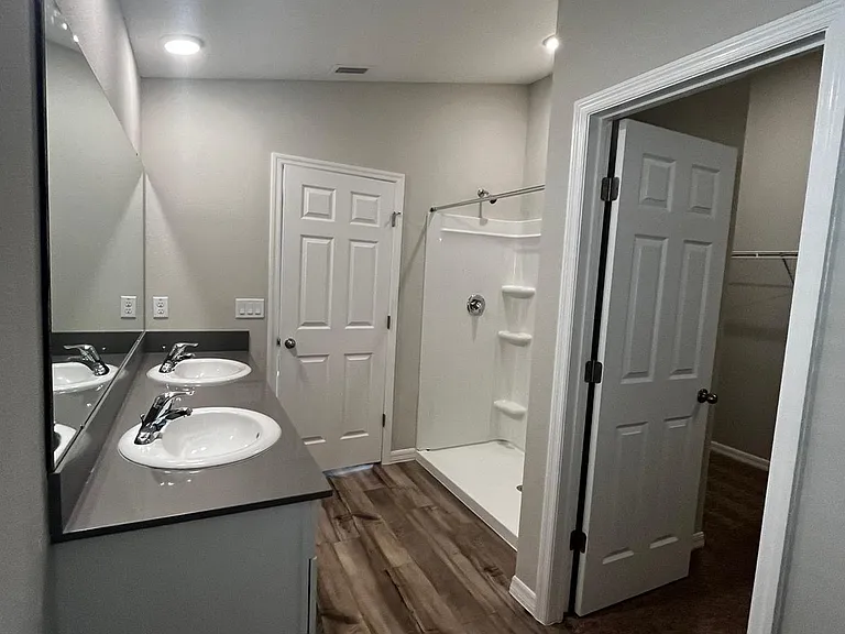 4904 Mainsail St — Photo 15