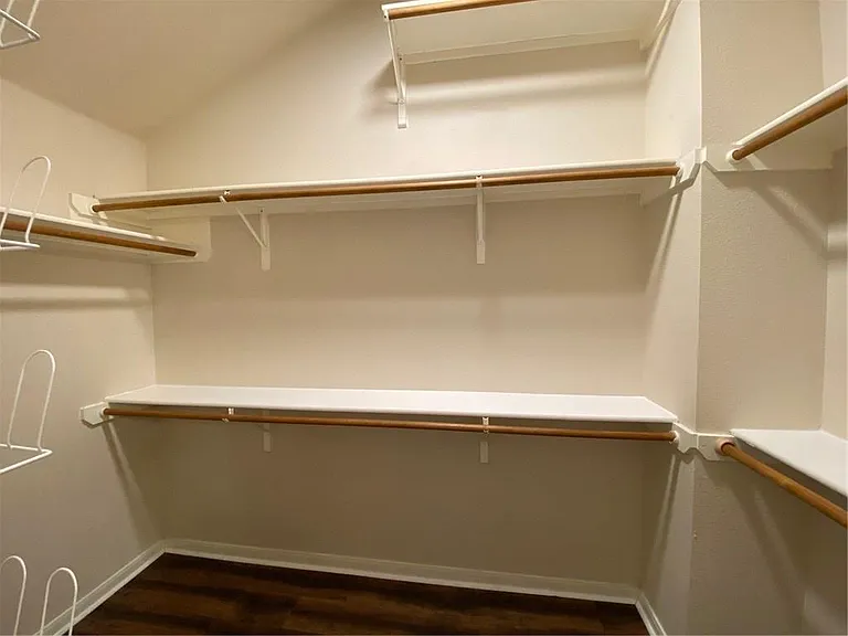 8811 Glen Canyon Dr — Photo 22