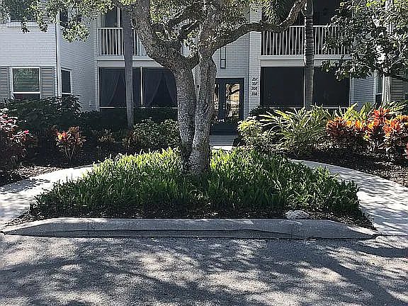 4th image of 800 S Golf Dr APT 109