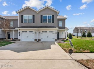 6116 Goalby Dr, Louisville, KY 40258