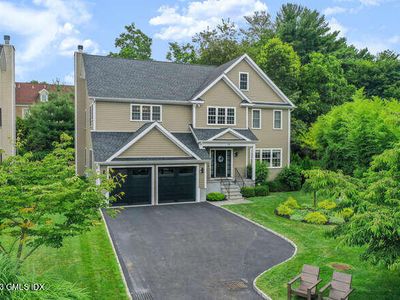 38 Golf View Cir, Stamford, CT, 06902