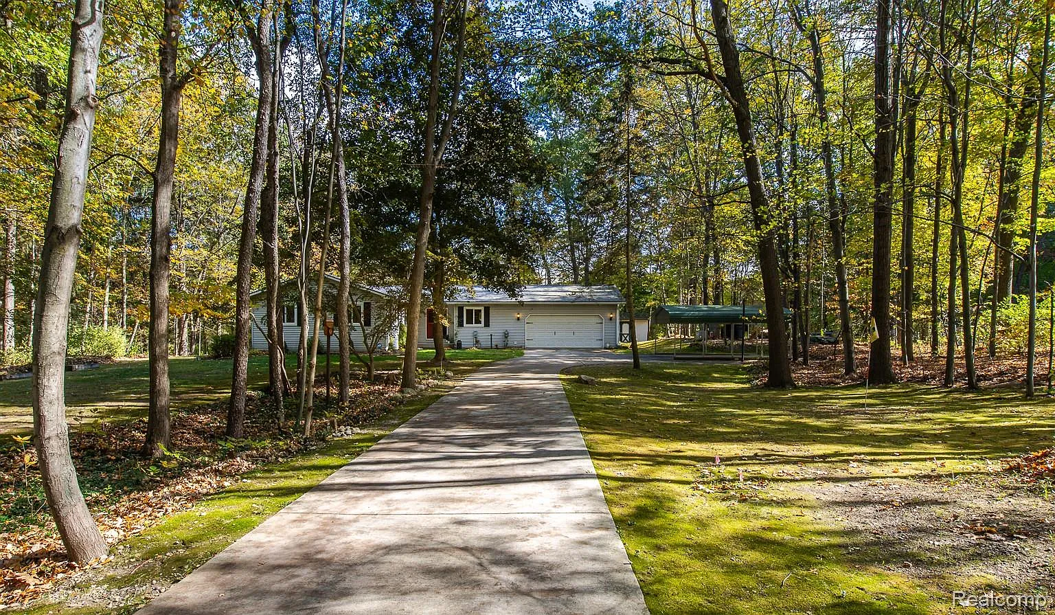 1969 Woodsman Dr photo 1
