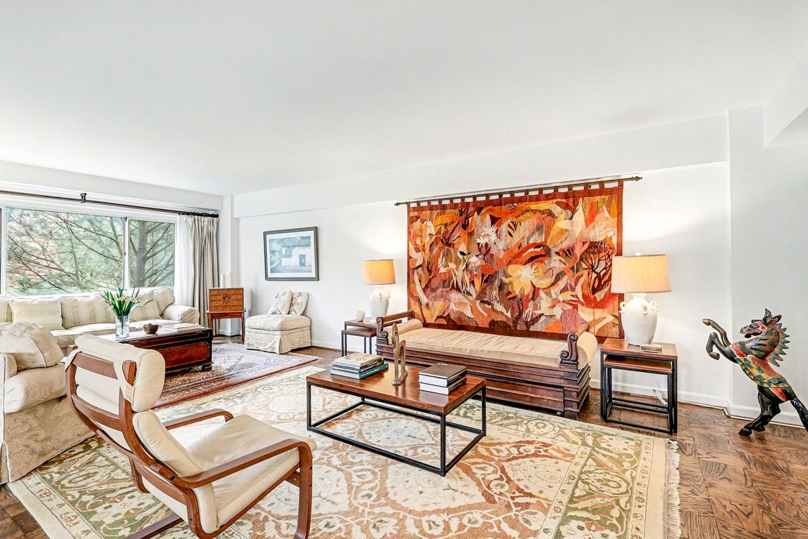 next background image