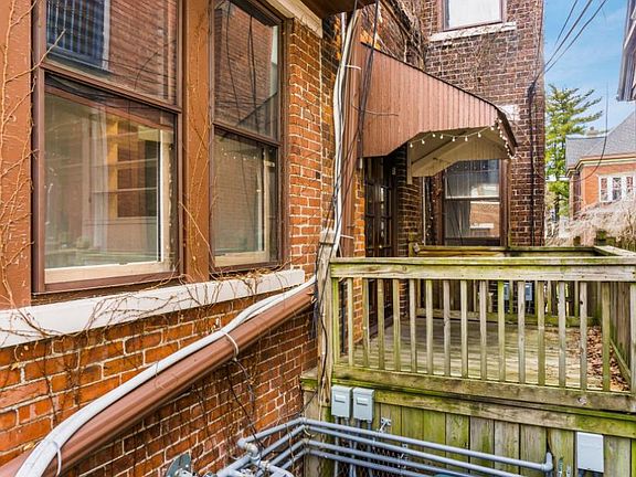 3rd image of 730 Franklin Ave APT C