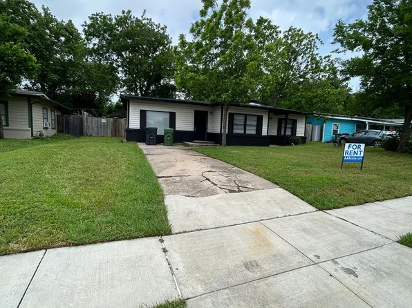 805 Biggs Ter, Arlington, TX 76010