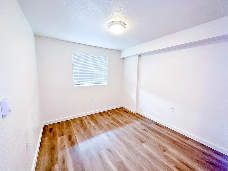 Rivers Landing Apartments — Photo 9