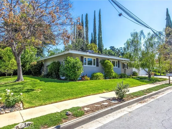 919 Chestnut Ave, Redlands, CA 92373