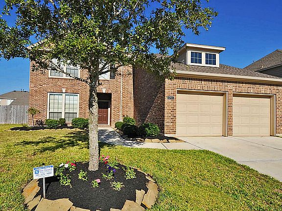 2nd image of 10907 Starling Creek Dr