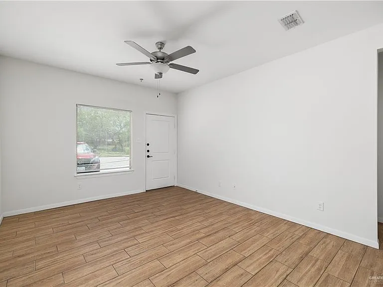 524 S King Rd #12 — Photo 6
