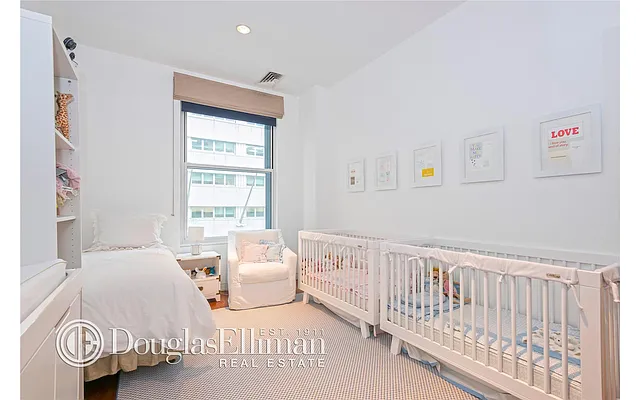 Rented by Douglas Elliman | media 17