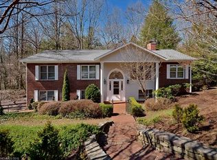 137 Brandon Rd, Hendersonville, NC 28739