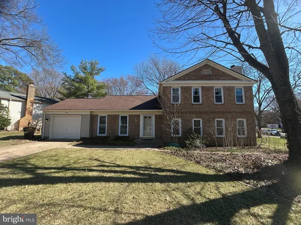 12701 Pinecrest Rd, Herndon, VA 20171