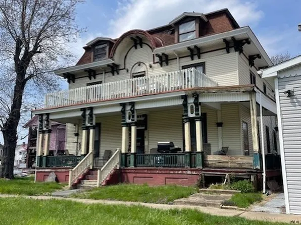 1017 Riverside Ave, Wellsville, OH 43968