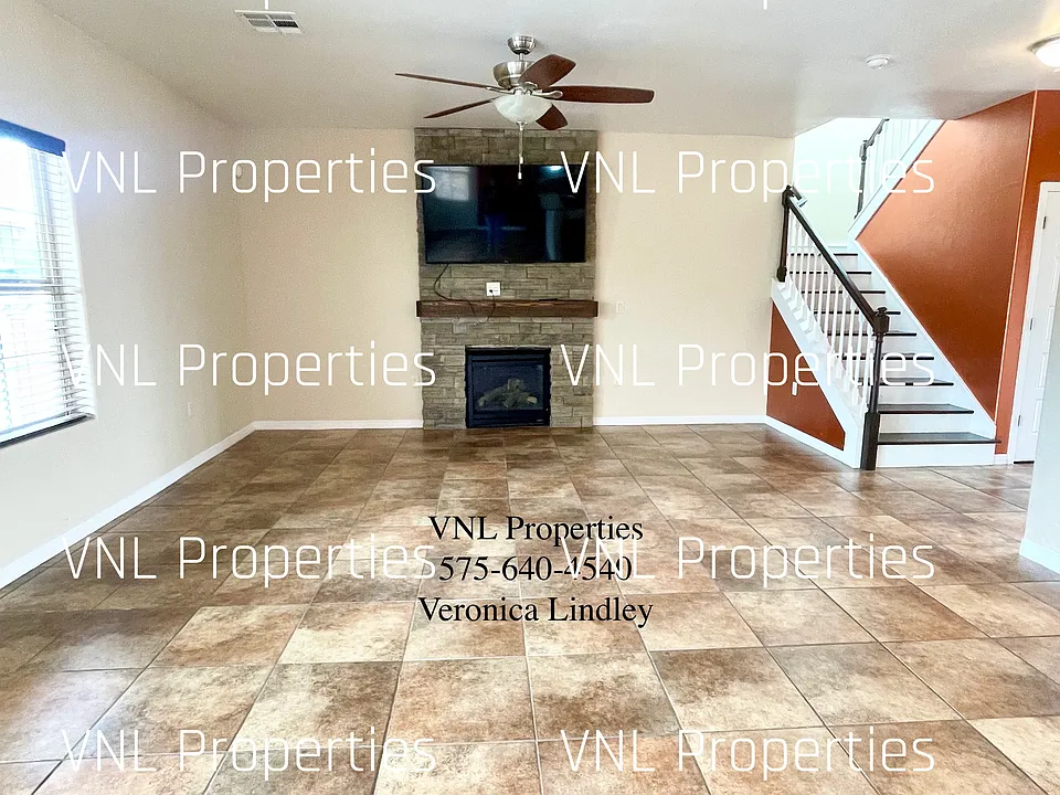 3926 Agua Caliente Dr