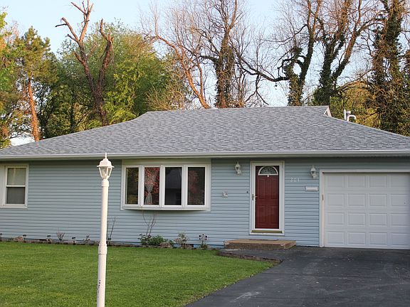 New 35 yr. roof in 2012