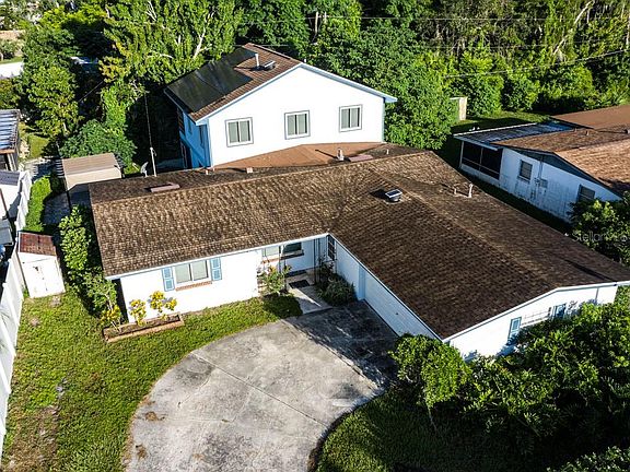 2nd image of 1012 Barbados Ave