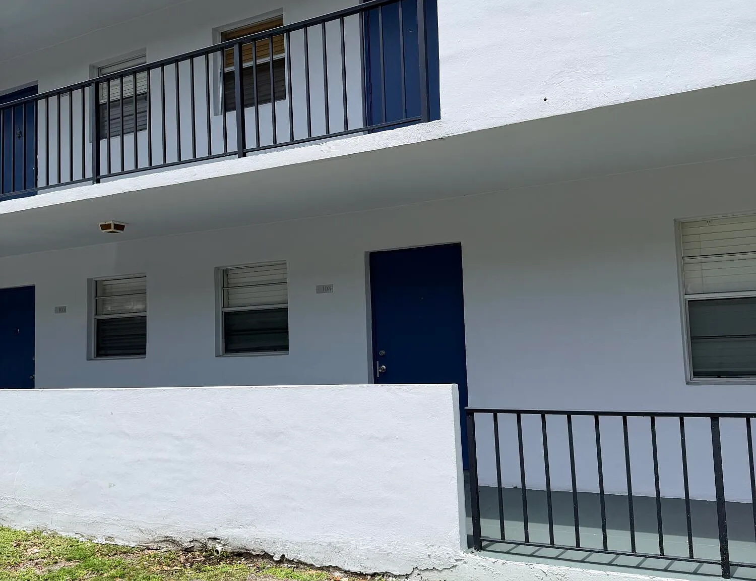 2 bed, 2.0 bath, 853 sqft, $2,500 — Photo 2