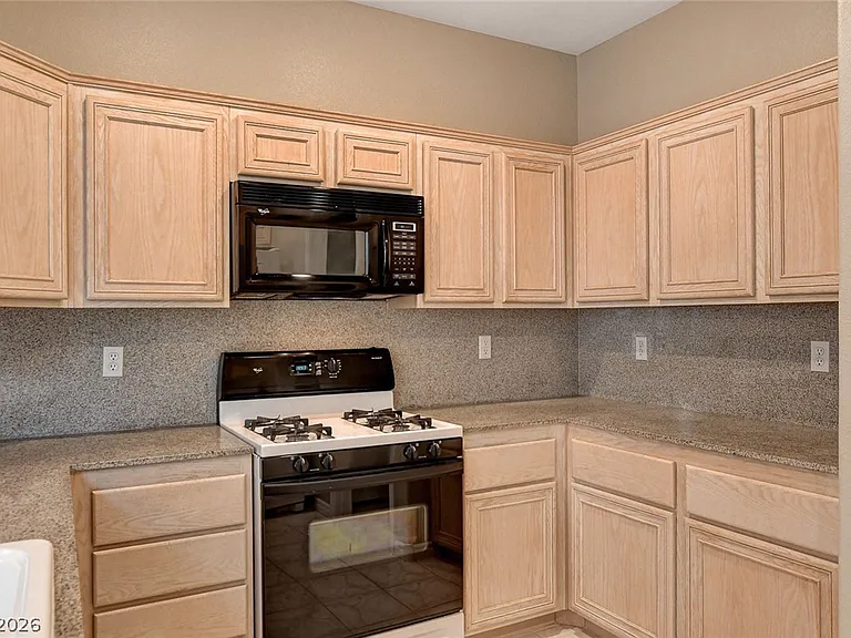1001 Bannockburn St #NA — Photo 20
