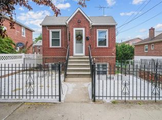1464 Kennellworth Pl, Bronx, NY 10465