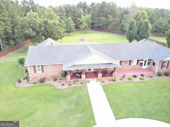525 Levi Barnes Rd, Jackson, GA 30233