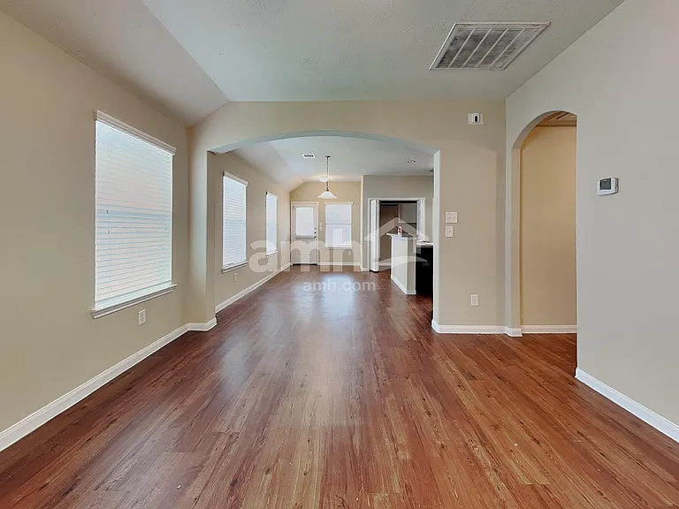 21606 Nella Cir — Photo 8