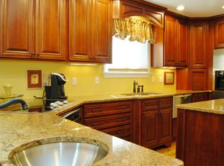 20 Teakwood Rd, Merrimack, NH 03054