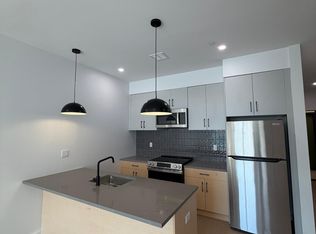 50 Webster St #3C, Newark, NJ 07104