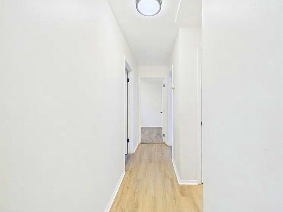 1st image of 11014 Booth Ave