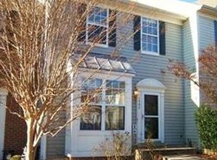 7584 Helmsdale Pl, Manassas, VA 20109