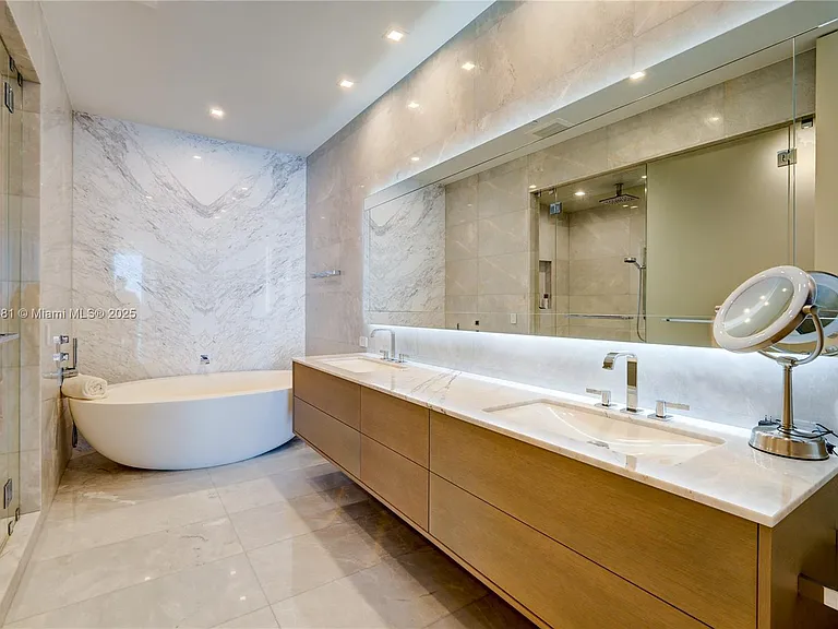 18501 Collins Ave #5001 — Photo 13