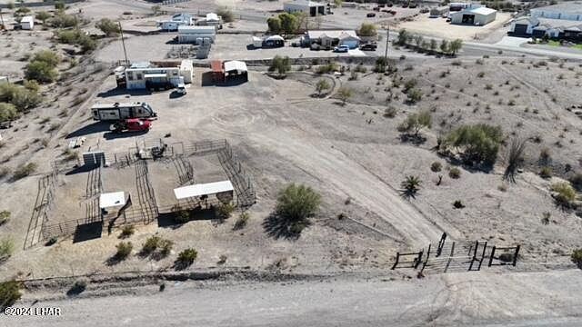 1st image of 4166 E Wagon Wheel Dr