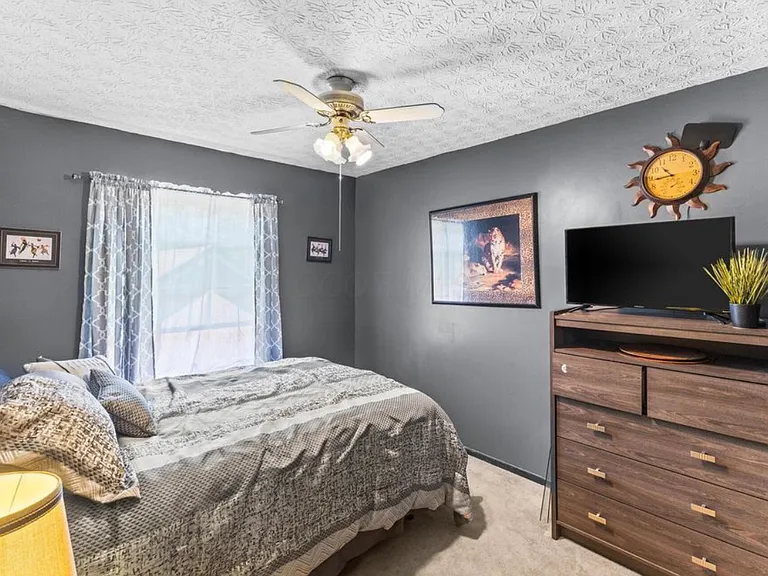 3727 Pendlestone Dr — Photo 12