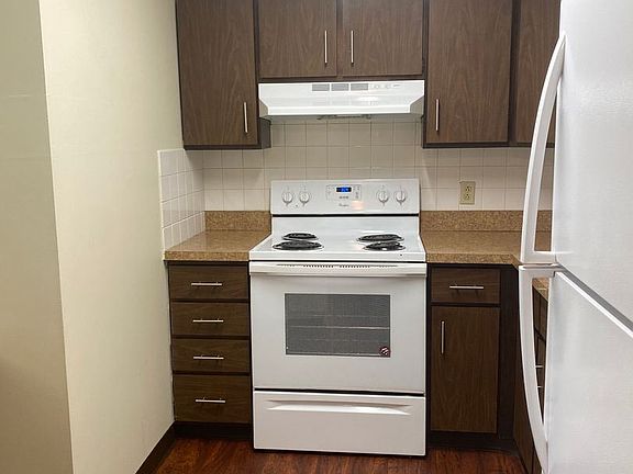 4th image of 7165 Locust Ave APT 11