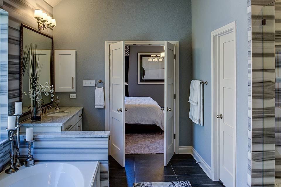 Alexander II Plan, Front Gate at Fair Oaks Ranch 70, Boerne, TX 78015