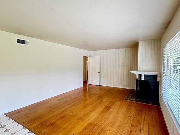 5th image of 3407 Cowell Rd
