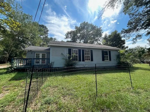 2000 Ark St, Marshall, TX 75672