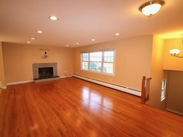 420 S Main St